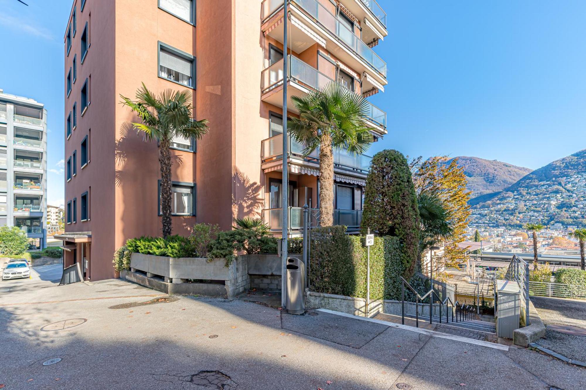 Imperial Of Lugano 4 With A Lake View Behind The Station And 10 Min From The Lake Daire Dış mekan fotoğraf