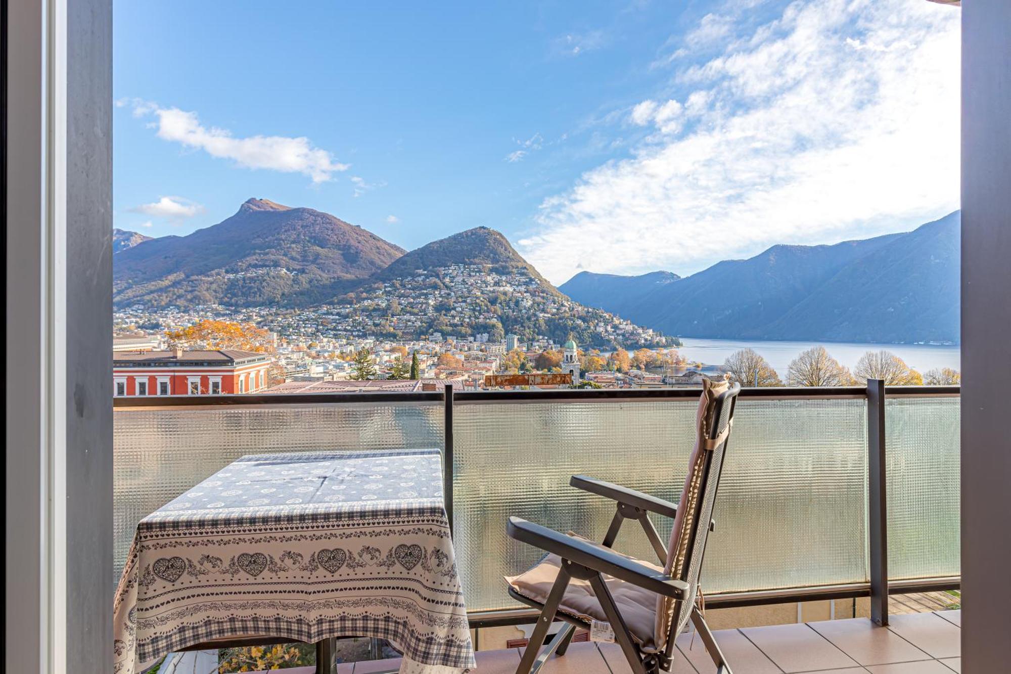 Imperial Of Lugano 4 With A Lake View Behind The Station And 10 Min From The Lake Daire Dış mekan fotoğraf